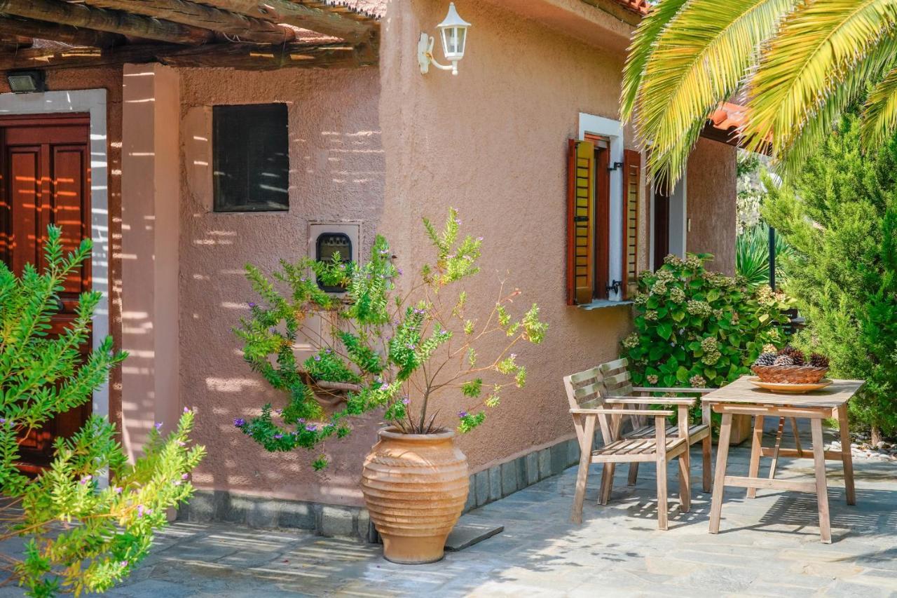 Giola Bungalows Sirines Astris Exterior photo